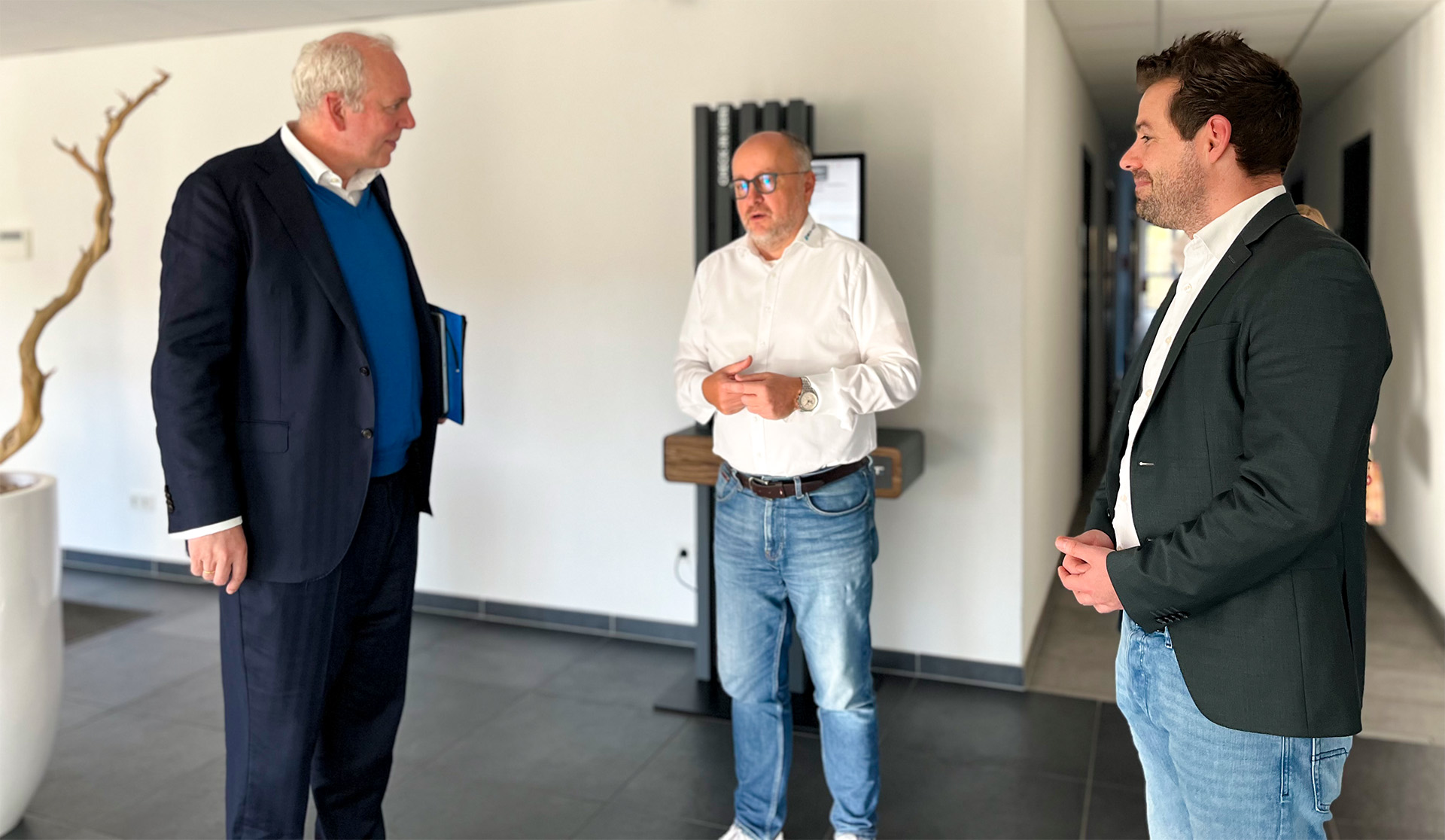 Besuch Minister Jakob von Weizsaecker