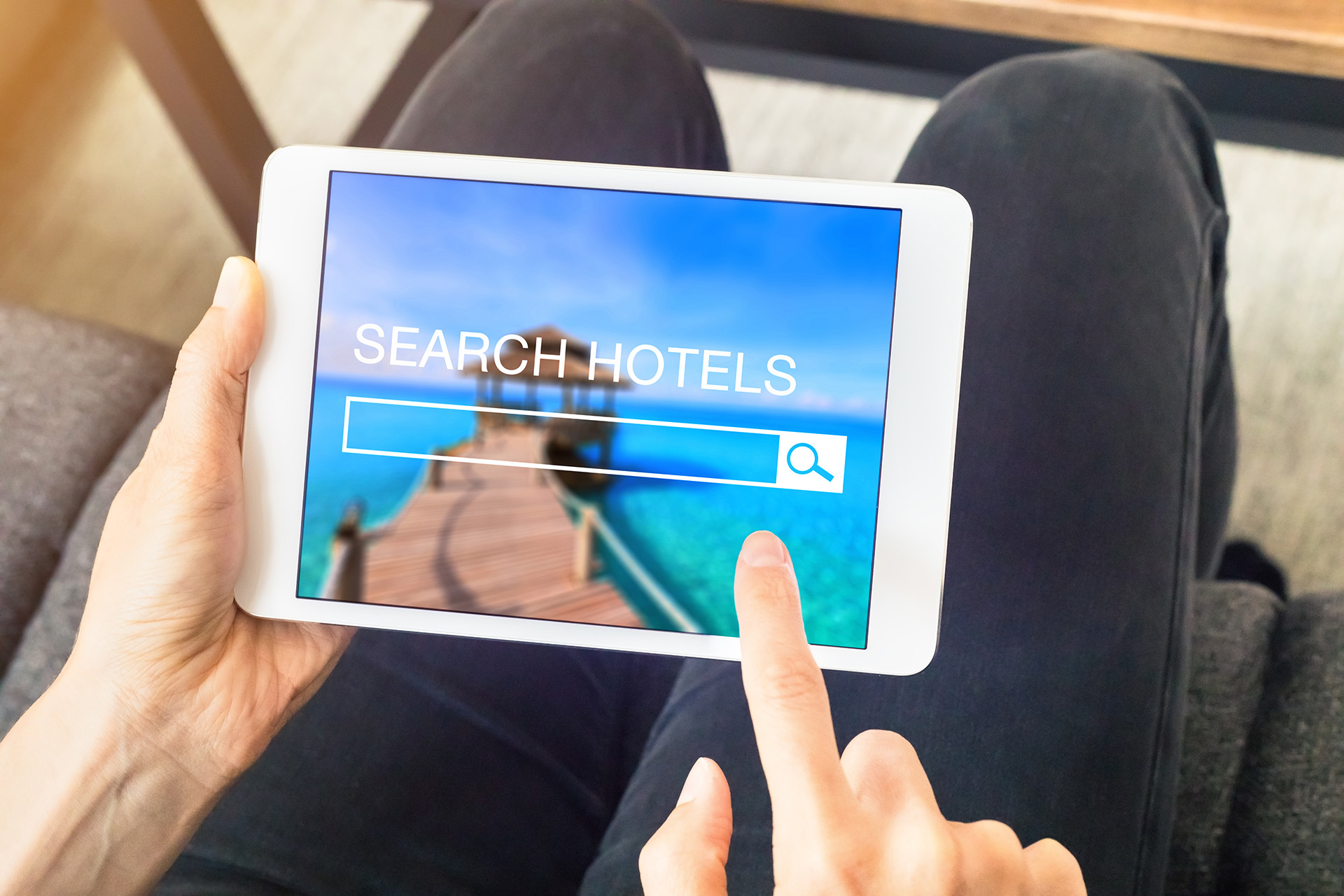 HOW CAN TECHNOLOGY MAKE YOUR HOTEL MORE COMPETITIVE?